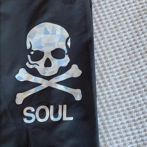 Lululemon x SoulCycle Run Inspire Skull Crop